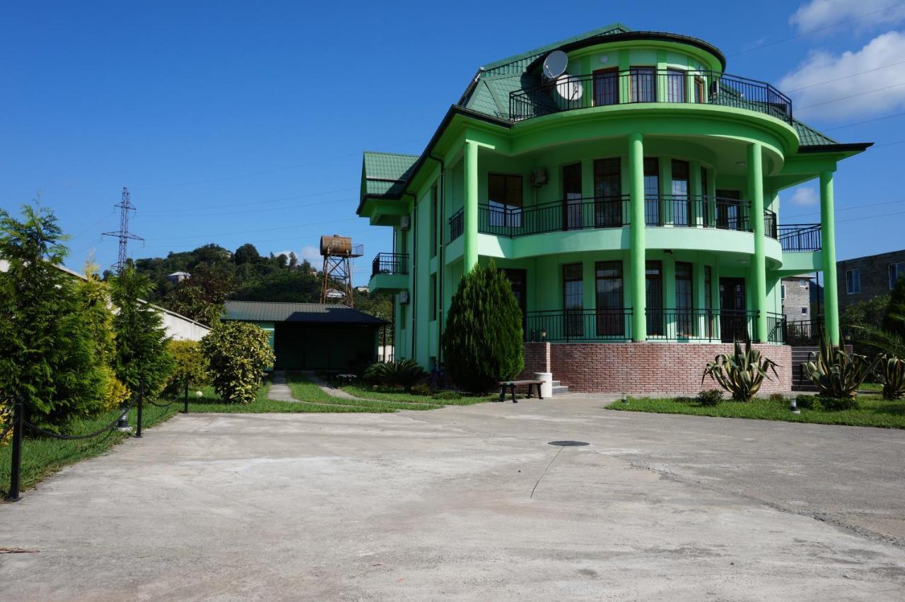 Villa Qero Батумі Екстер'єр фото