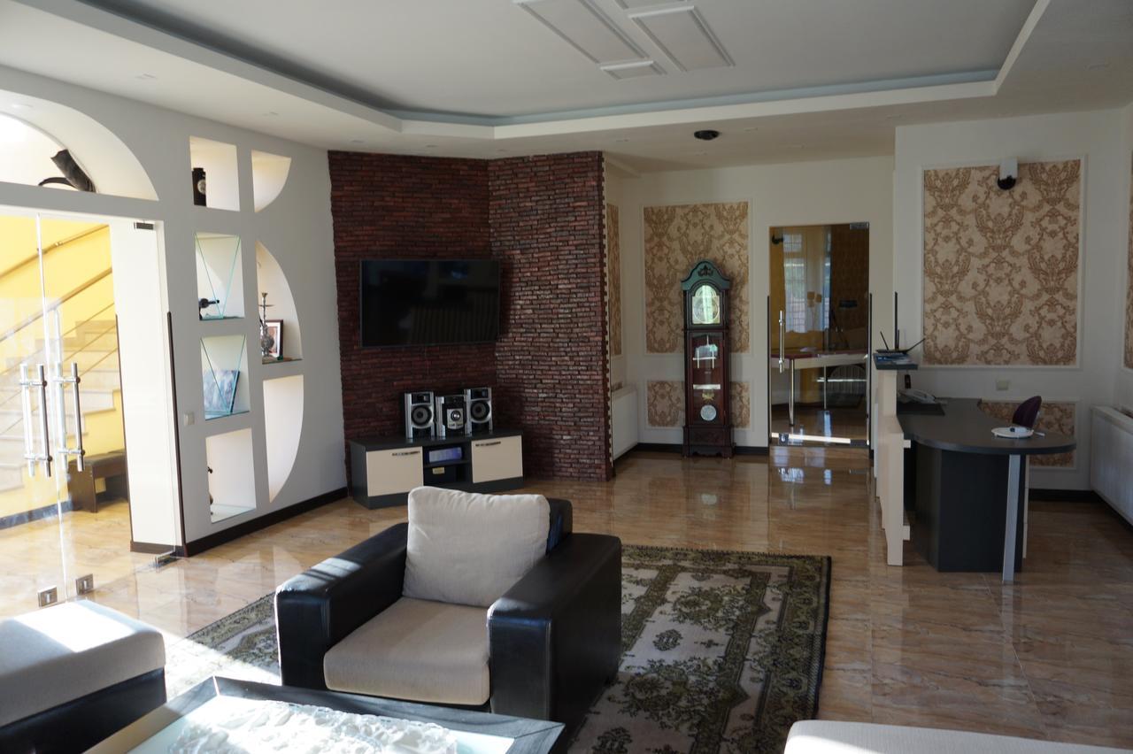 Villa Qero Батумі Екстер'єр фото