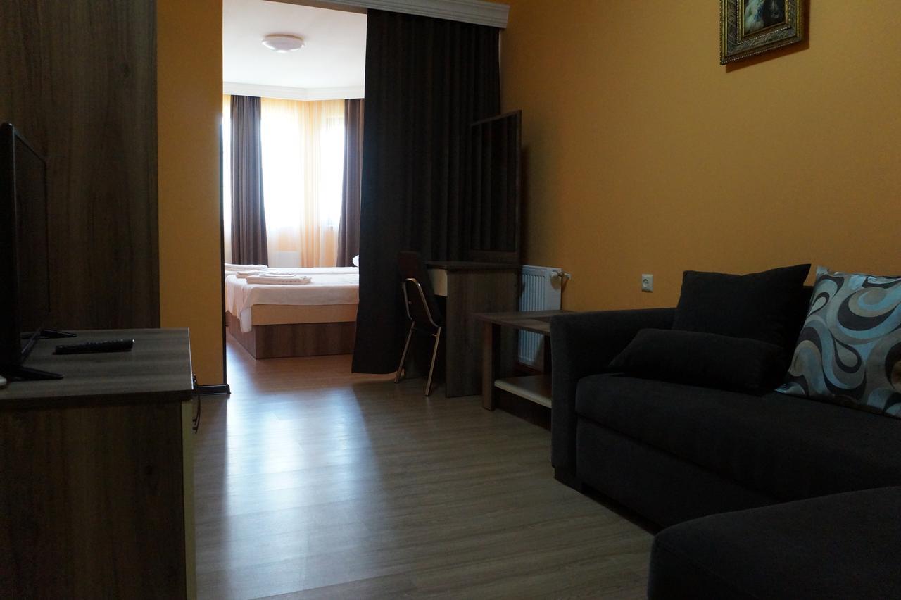 Villa Qero Батумі Екстер'єр фото